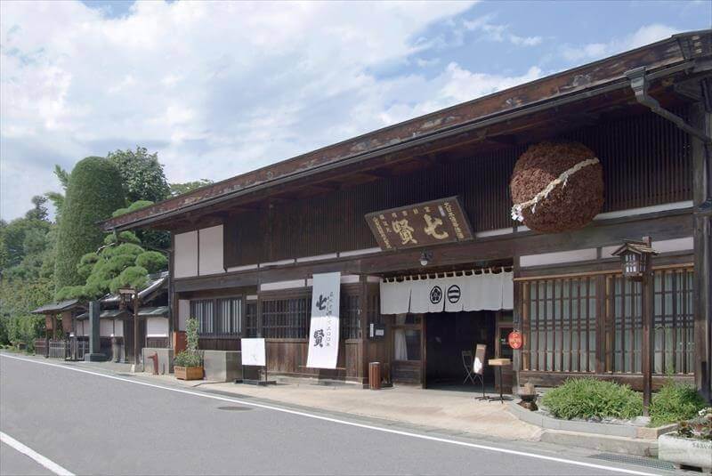 entrance_R